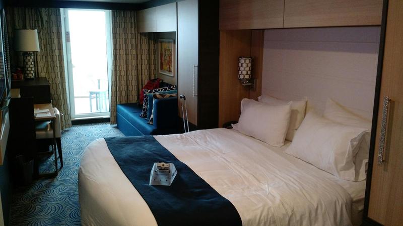 Deluxe Obstructed Oceanview Stateroom with Balcony, Cabin Category DO ...