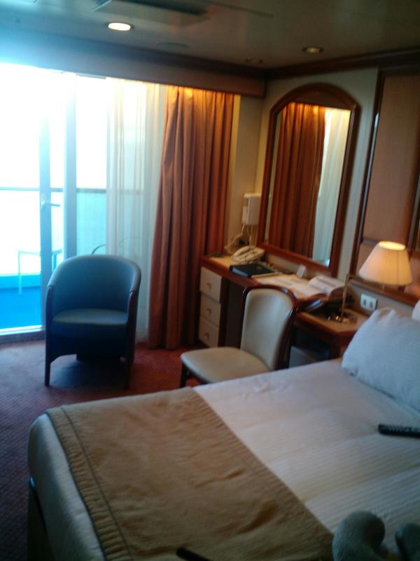 Balcony Cabin B505 on Grand Princess, Category SV