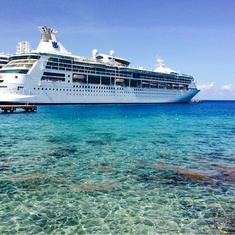 Royal Caribbean: Cruises, Reviews, Photos - Cruiseline.com