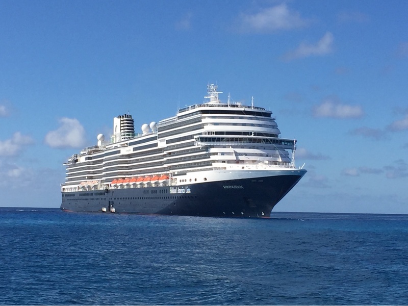 Koningsdam Reviews and Photos