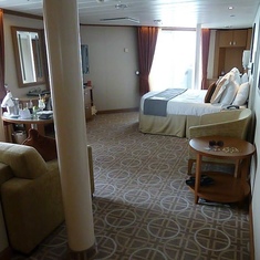 Suite 9374 on Celebrity Equinox, Category U5