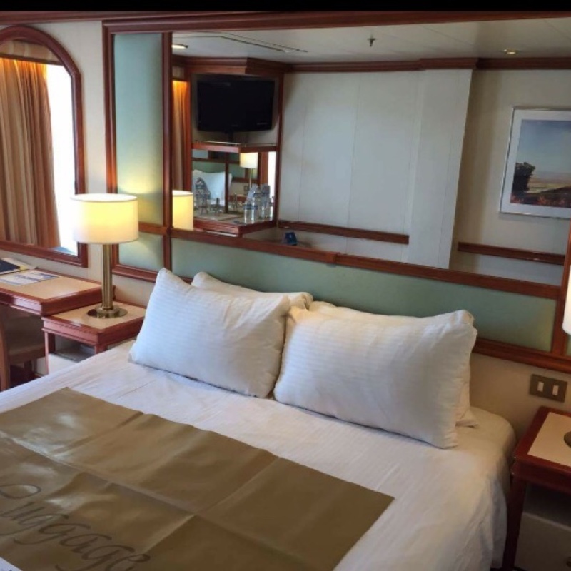 Balcony Cabin E724 on Island Princess, Category T3