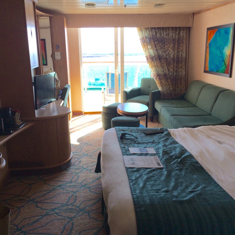 Suite 8170 on Enchantment of the Seas, Category YU