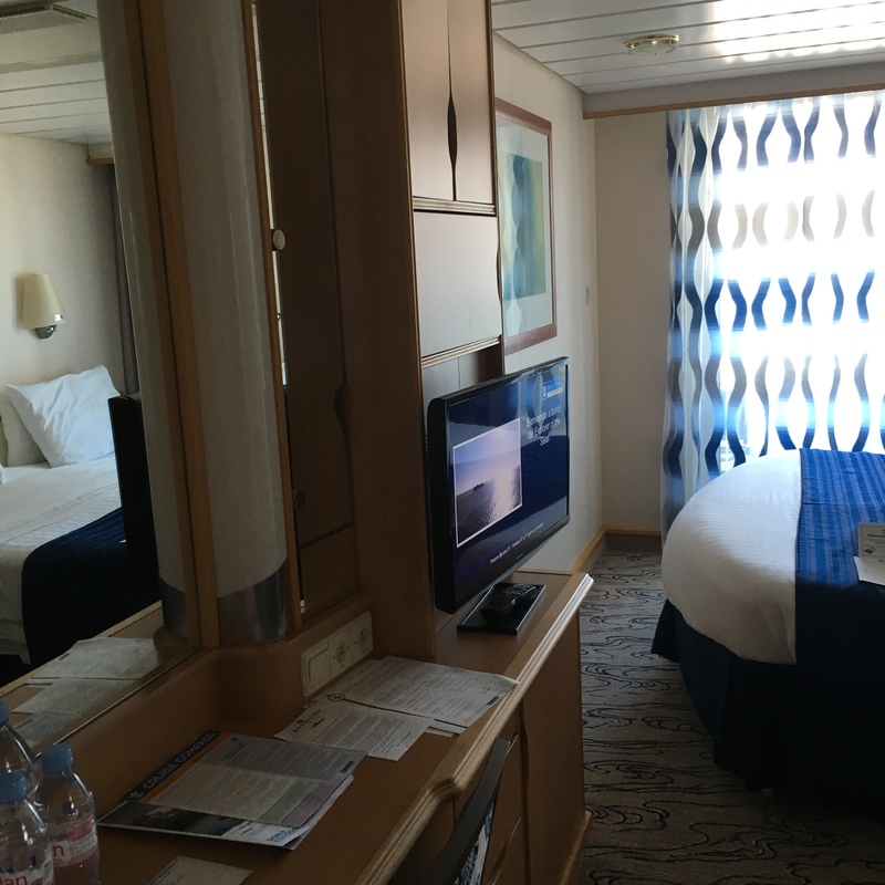 Balcony Cabin 8318 on Explorer of the Seas, Category E1