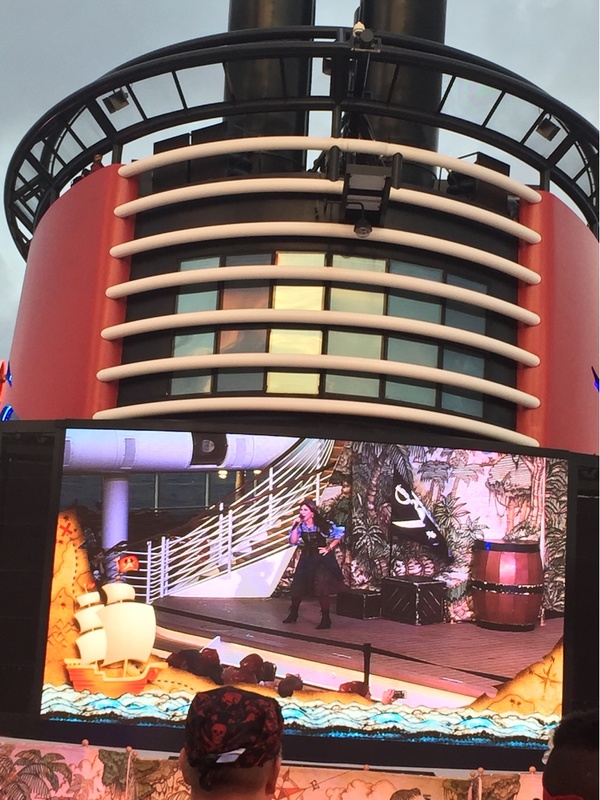 Disney Dream - Reviews and Photos