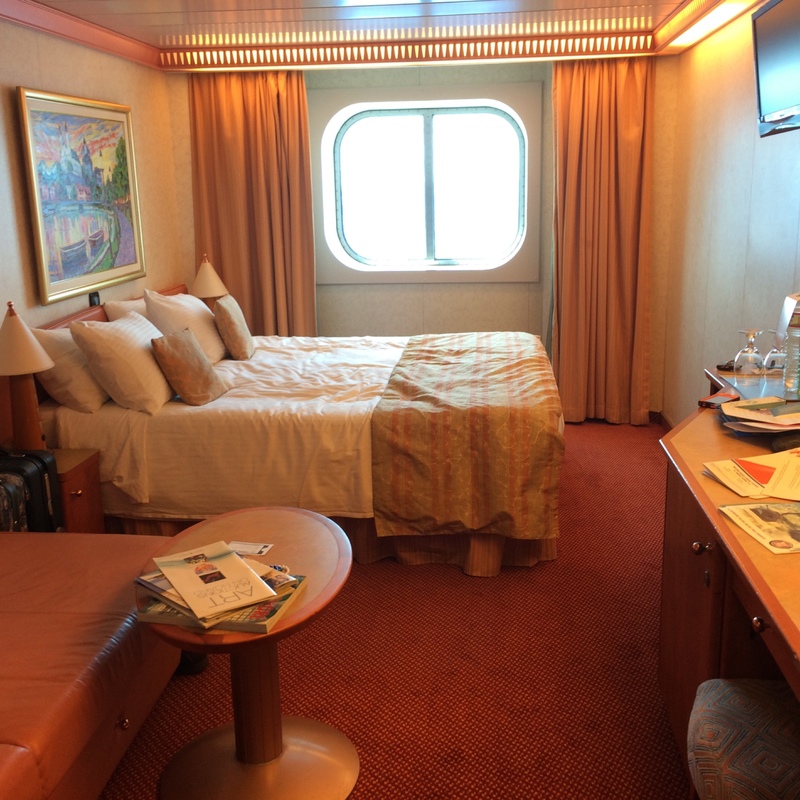 Oceanview Stateroom, Cabin Category 6a, Carnival Splendor