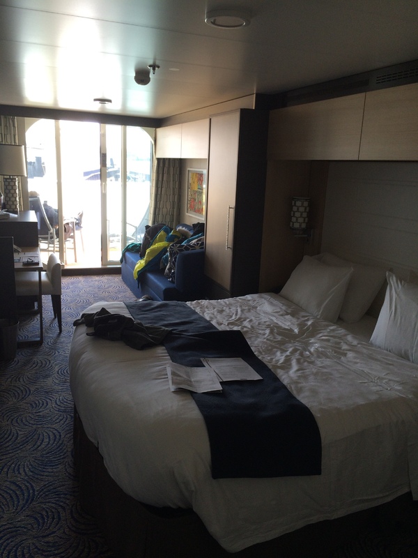 Deluxe Obstructed Oceanview Stateroom with Balcony, Cabin Category DO ...