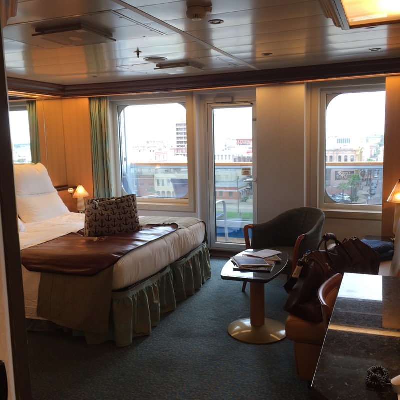 Suite 7333 on Carnival Magic, Category U3