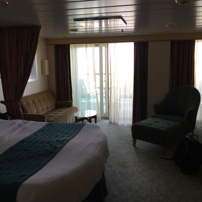 Suite 9254 on Independence of the Seas, Category YU