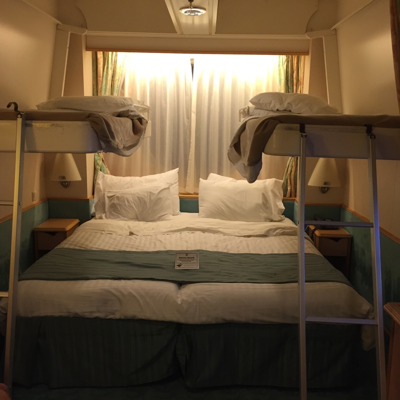 Oceanview Stateroom, Cabin Category SH, Adventure of the Seas