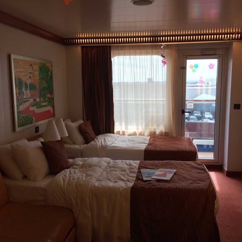 Balcony Cabin 10261 on Carnival Dream, Category 8E