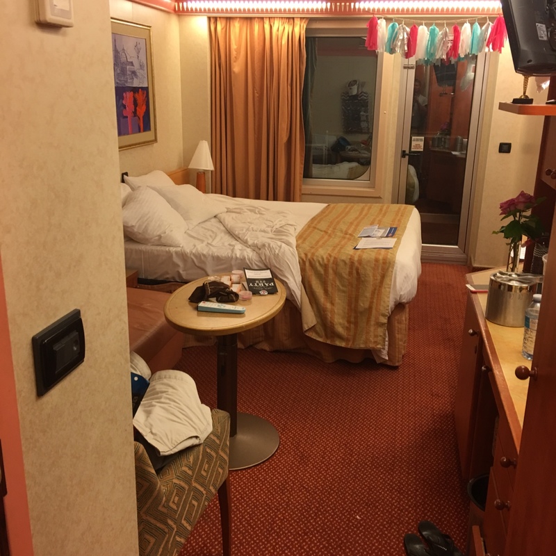 Balcony Cabin 9226 on Carnival Glory, Category 8D